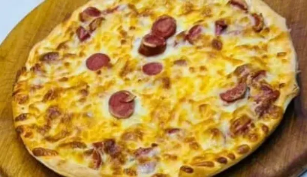 صورة بيتزا سلامي